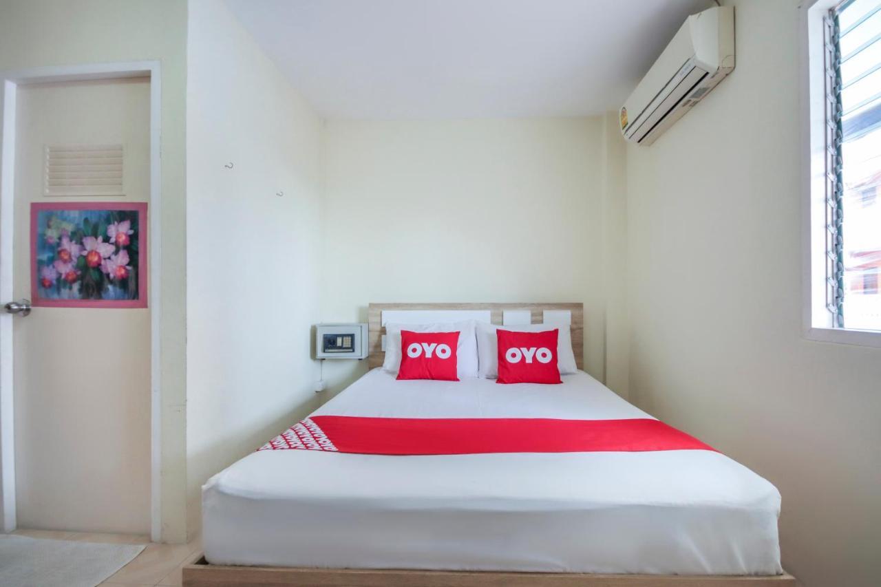 Hotell Oyo 885 And Me House
