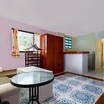 Oyo 885 You And Me House